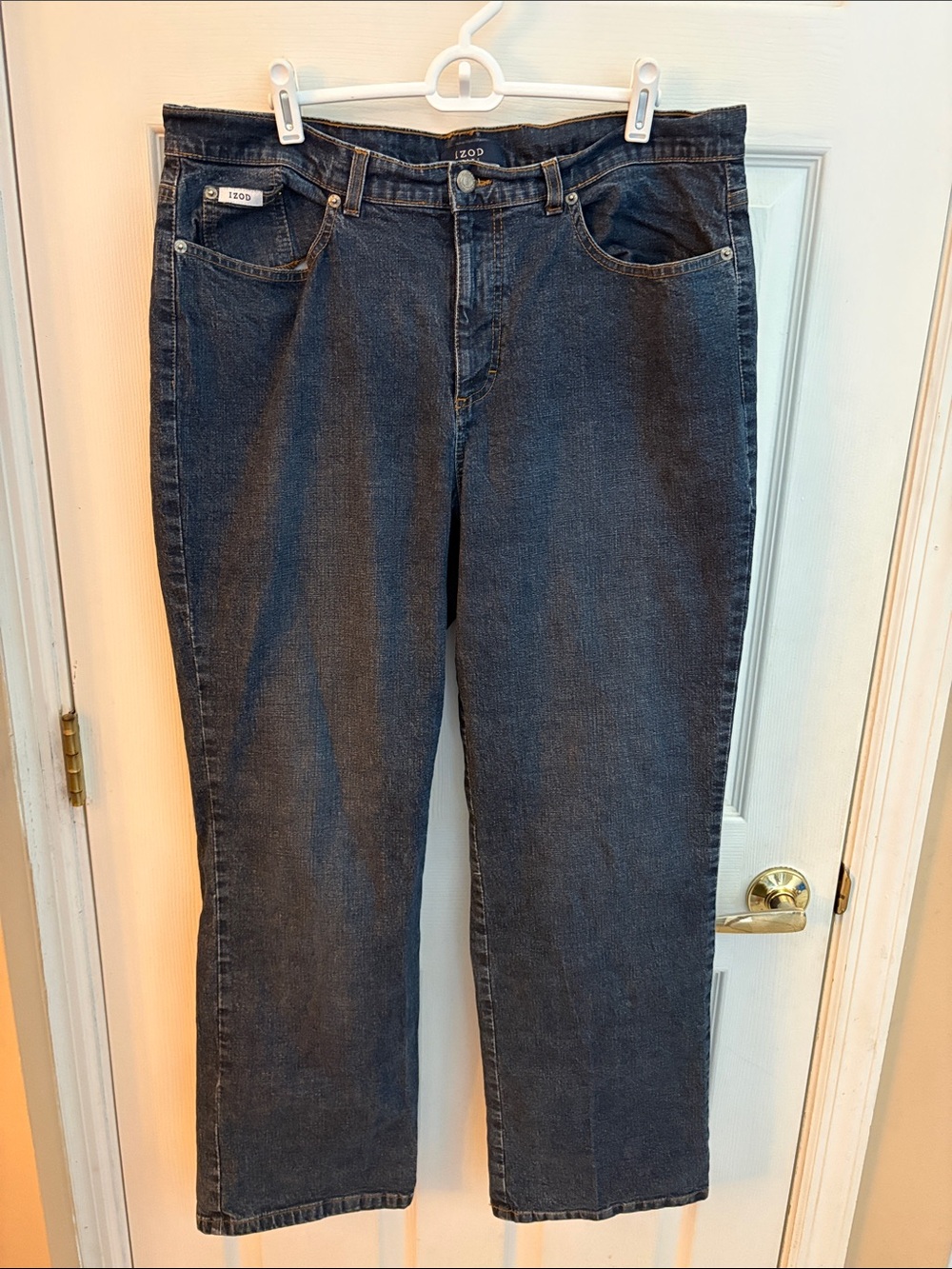 Izod women’s dark wash jeans size  16 straight leg
